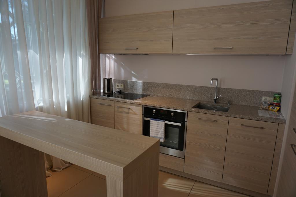 Wooden Villa Apartments Юрмала Екстер'єр фото
