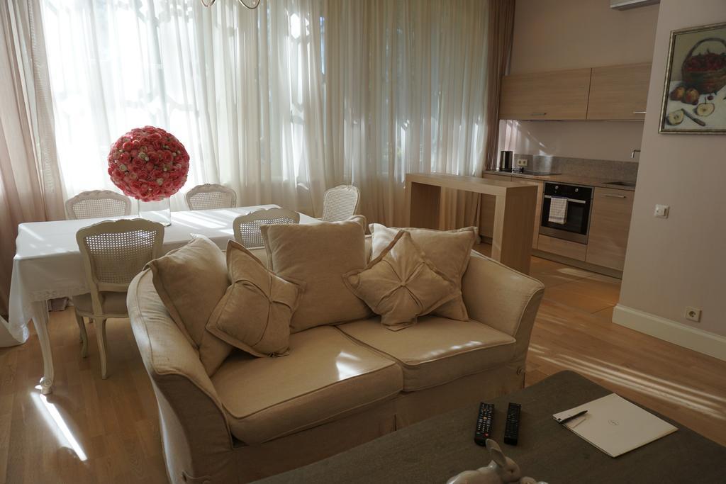 Wooden Villa Apartments Юрмала Екстер'єр фото