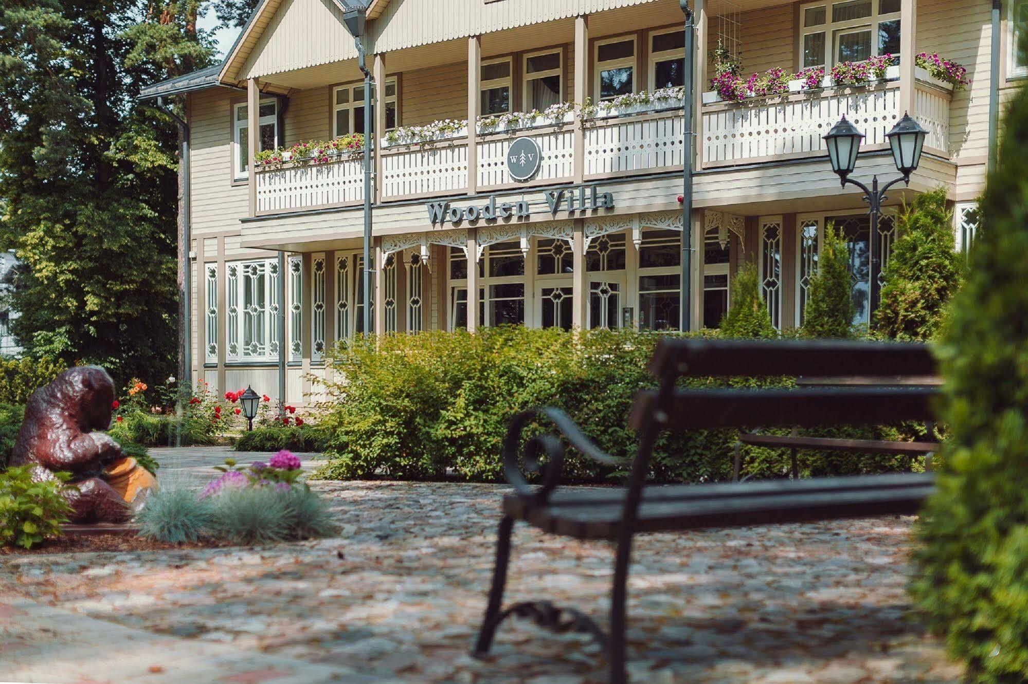 Wooden Villa Apartments Юрмала Екстер'єр фото